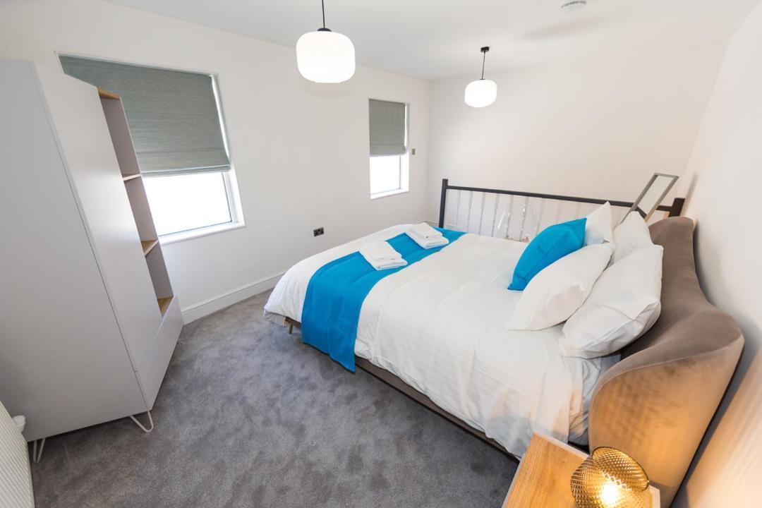 Coastline Villas - Heart Of Redcar 1 & 2 Bed New Apartments, Ideal For Contractors And Holidayers Room photo